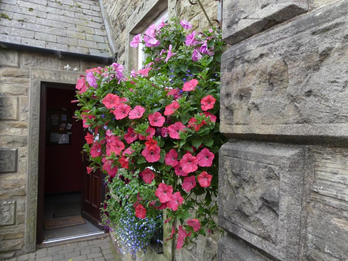The Belted Will Inn Farlam Exterior photo